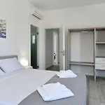 Villa Nisides Kostos